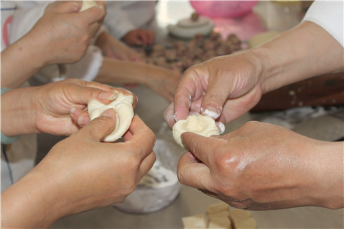 鲜花饼传统手工制作----鲜花胚饼制作